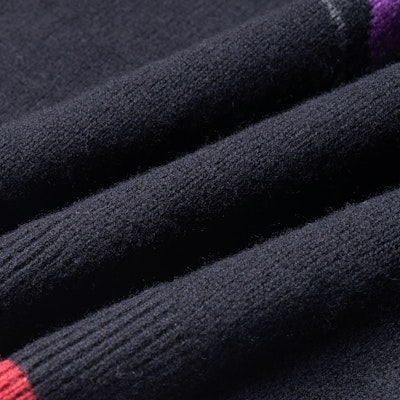 (W) COACH x Disney FW22 Evil Queen Bordir Sweater Hitam Wanita CB642-BLK 2