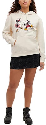 (W) COACH x Disney FW23 米奇印花連帽衫 奶油色。 CL692-CRM Lookbook (W) COACH x Disney FW23 米奇印花連帽衫 奶油色。 CL692-CRM