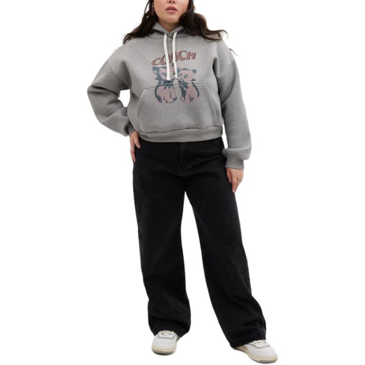 Lookbook (W) 코치 x 릴 나스 X FW23 그레이 캣 로고 크롭 후디. CQ071-HGR