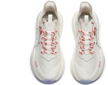 Coca-Cola/可口可樂 x Anta 安踏 C37系列 可口可樂聯名 低筒 板鞋 女款 白紅 Lookbook Coca-Cola/可口可樂 x Anta 安踏 C37系列 可口可樂聯名 低筒 板鞋 女款 白紅