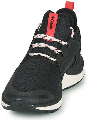 (W) Columbia Sepatu Outdoor Rendah 'Hitam' 1949941-010 Lookbook (W) Columbia Sepatu Outdoor Rendah 'Hitam' 1949941-010