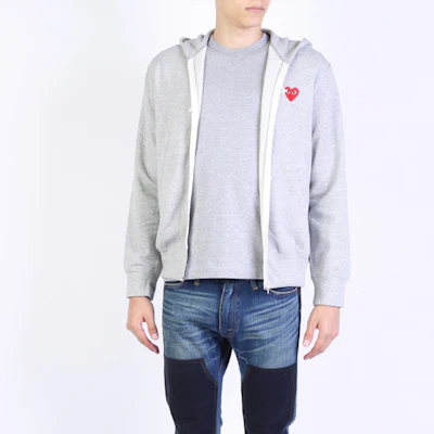 (W) Comme Des Garçons CDG Play 女款灰色5愛心心形刺繡開襟毛衣連帽衫 AZ-T251-051-1 Sizing (W) Comme Des Garçons CDG Play 女款灰色5愛心心形刺繡開襟毛衣連帽衫 AZ-T251-051-1