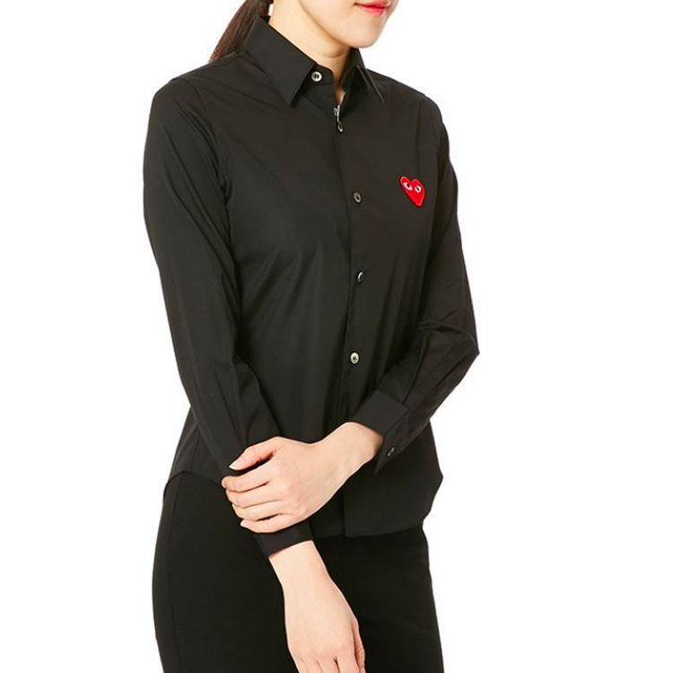 Sizing (Women) Comme Des Garçons CDG Play  Black Shirt with Red Heart Logo. AZ-B001-051-1