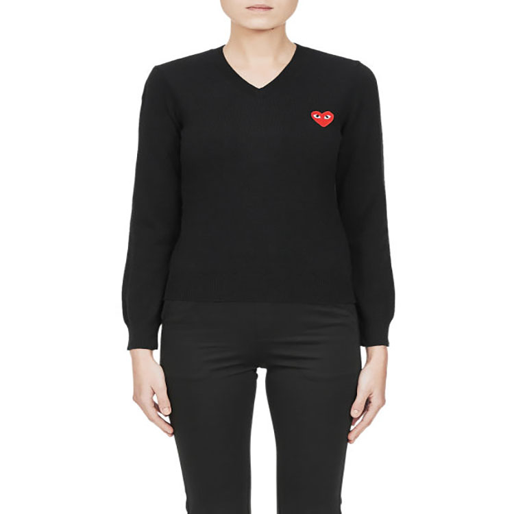 Lookbook (Women) Comme Des Garçons CDG Play  Black V-Neck Heart Logo Knit Sweater Red Heart. AZ-N001-051-1