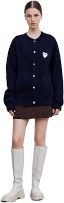 (W) Comme Des Garçons CDG Play Kardigan Navy dengan Logo Hati Putih. AZ-N061-051-2 1