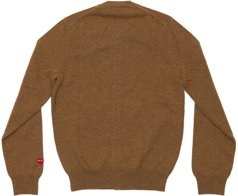 (W) Comme Des Garçons CDG Play FW23 Coklat Kardigan Lengan Panjang Leher Bulat. AZ-N091-051-3 Lookbook (W) Comme Des Garçons CDG Play FW23 Coklat Kardigan Lengan Panjang Leher Bulat. AZ-N091-051-3