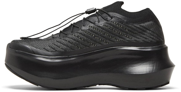 SALOMON/萨洛蒙黑色厚底鞋 Lookbook SALOMON/萨洛蒙黑色厚底鞋