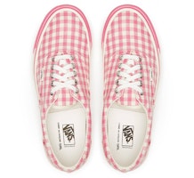 Comme Des Garçons Girl x Vans Era Vault OG LX 聯名款 可愛甜美風 格紋 低筒 滑板鞋 女款 粉紅色 Shop Comme Des Garçons Girl x Vans Era Vault OG LX 聯名款 可愛甜美風 格紋 低筒 滑板鞋 女款 粉紅色