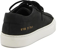 Shop (女性)Common Projects Achilles 低帮黑色绒面革鞋款 6108-7547