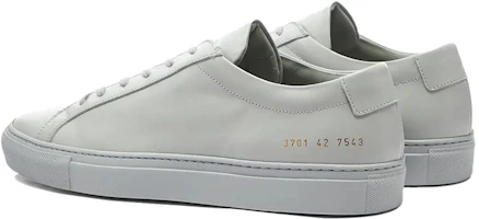 Lookbook (女性)Common Projects Achilles 低筒 "灰色" 3701-7543