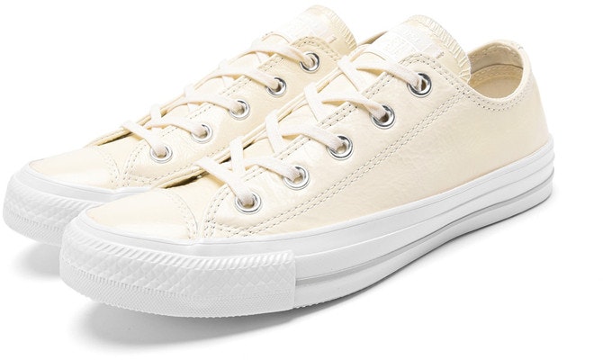 (W) 匡威全明星Ctas OX '白色' 558001C Lookbook (W) 匡威全明星Ctas OX '白色' 558001C