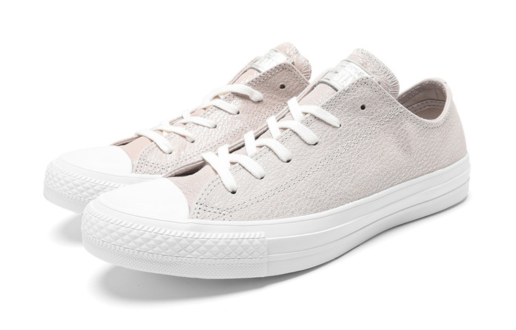 Lookbook Converse All Star Ctas OX  女款 淺油灰銀配色