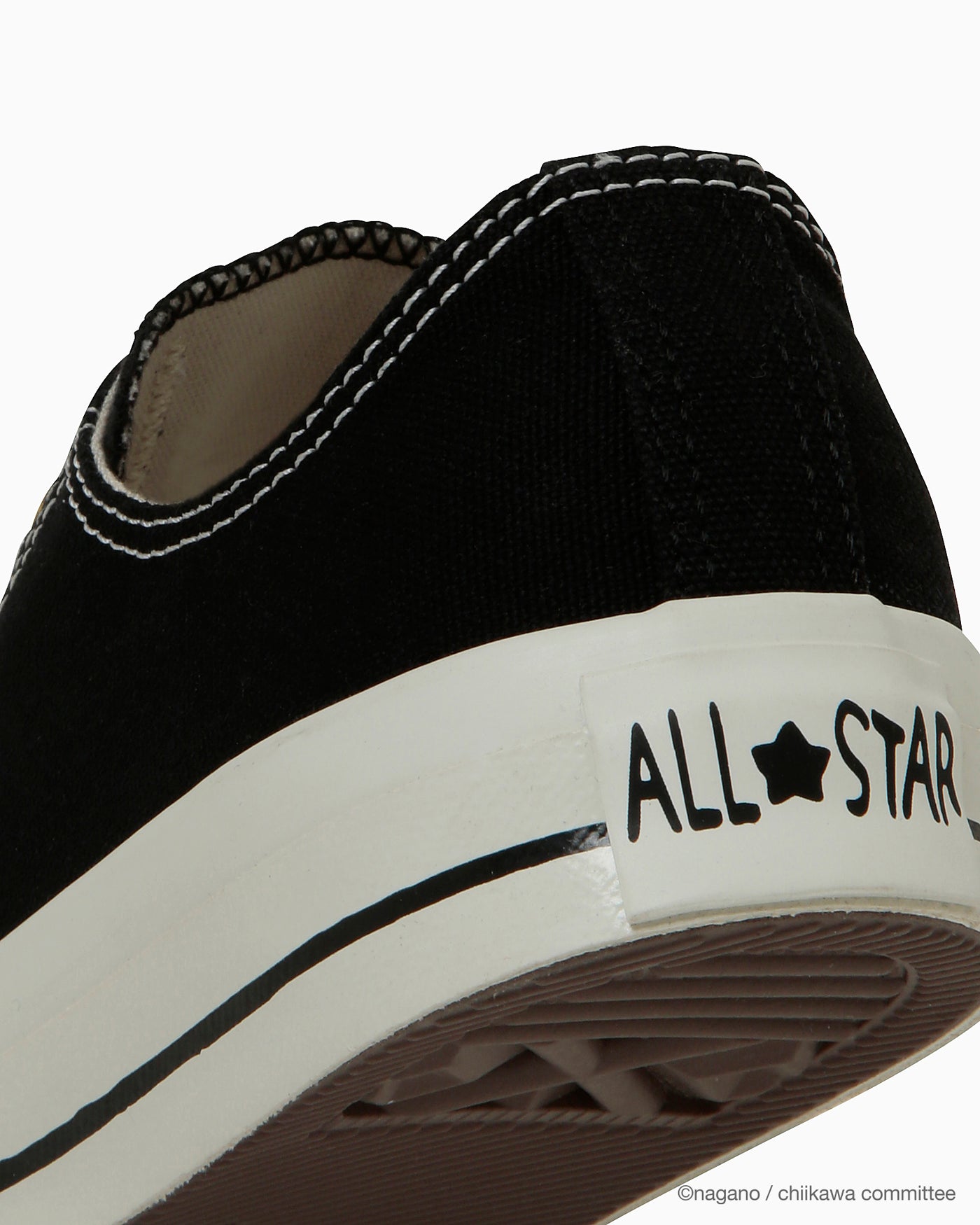 Sizing (W) Converse All Star GD OX / Chiikawa 小鸡卡哇联名款黑色运动鞋 31315230