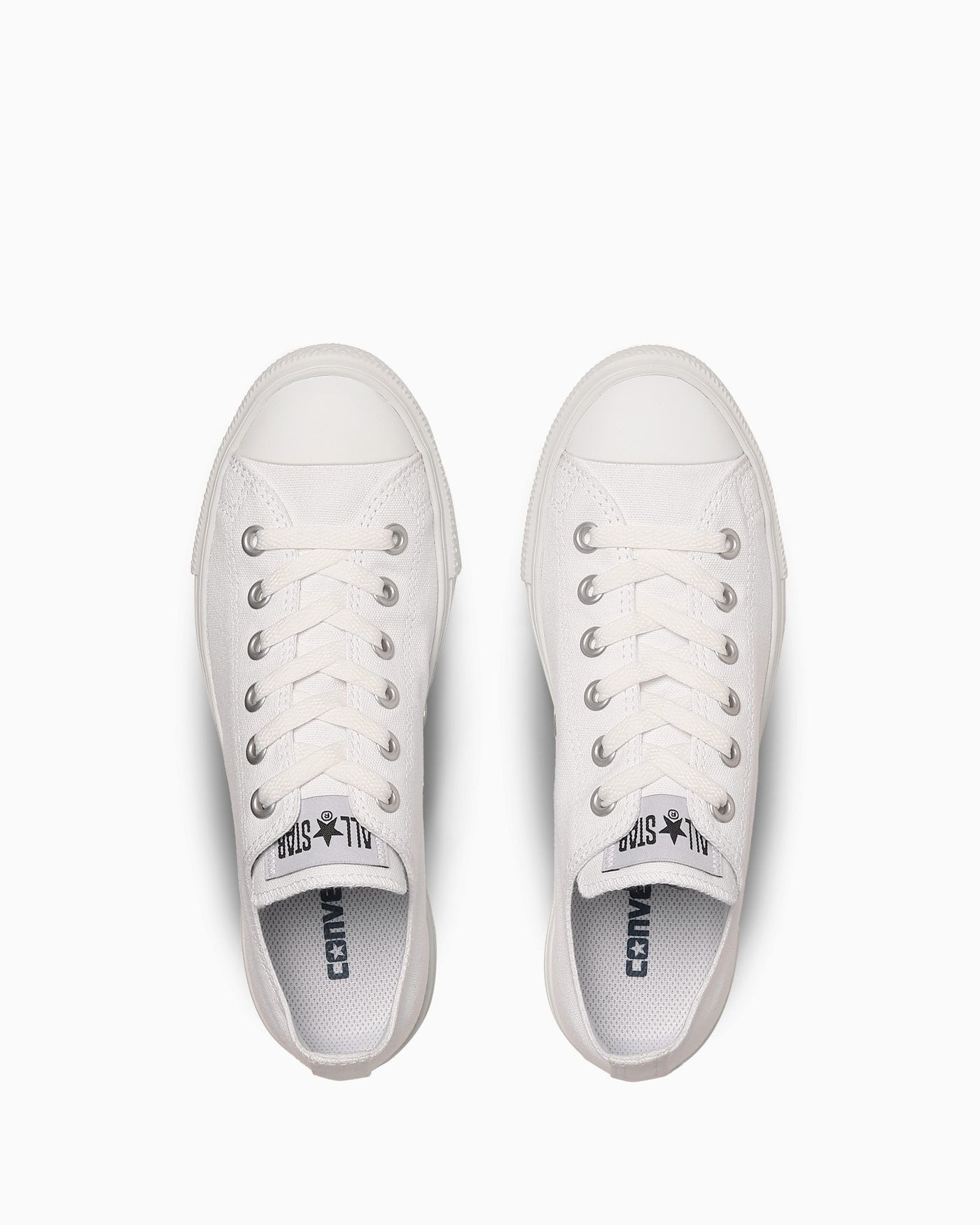 Lookbook (W) Converse All Star Light OX Sepatu Low Top Hitam/Putih 31300942