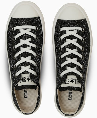 (W) Converse All Star Light PLTS II GT OX Sneakers Silver Wanita 31314922 Lookbook (W) Converse All Star Light PLTS II GT OX Sneakers Silver Wanita 31314922