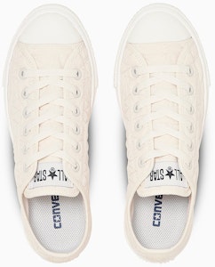 Converse All Star Light Quilting Standard Ox Putih Krim 31313250 Lookbook Converse All Star Light Quilting Standard Ox Putih Krim 31313250