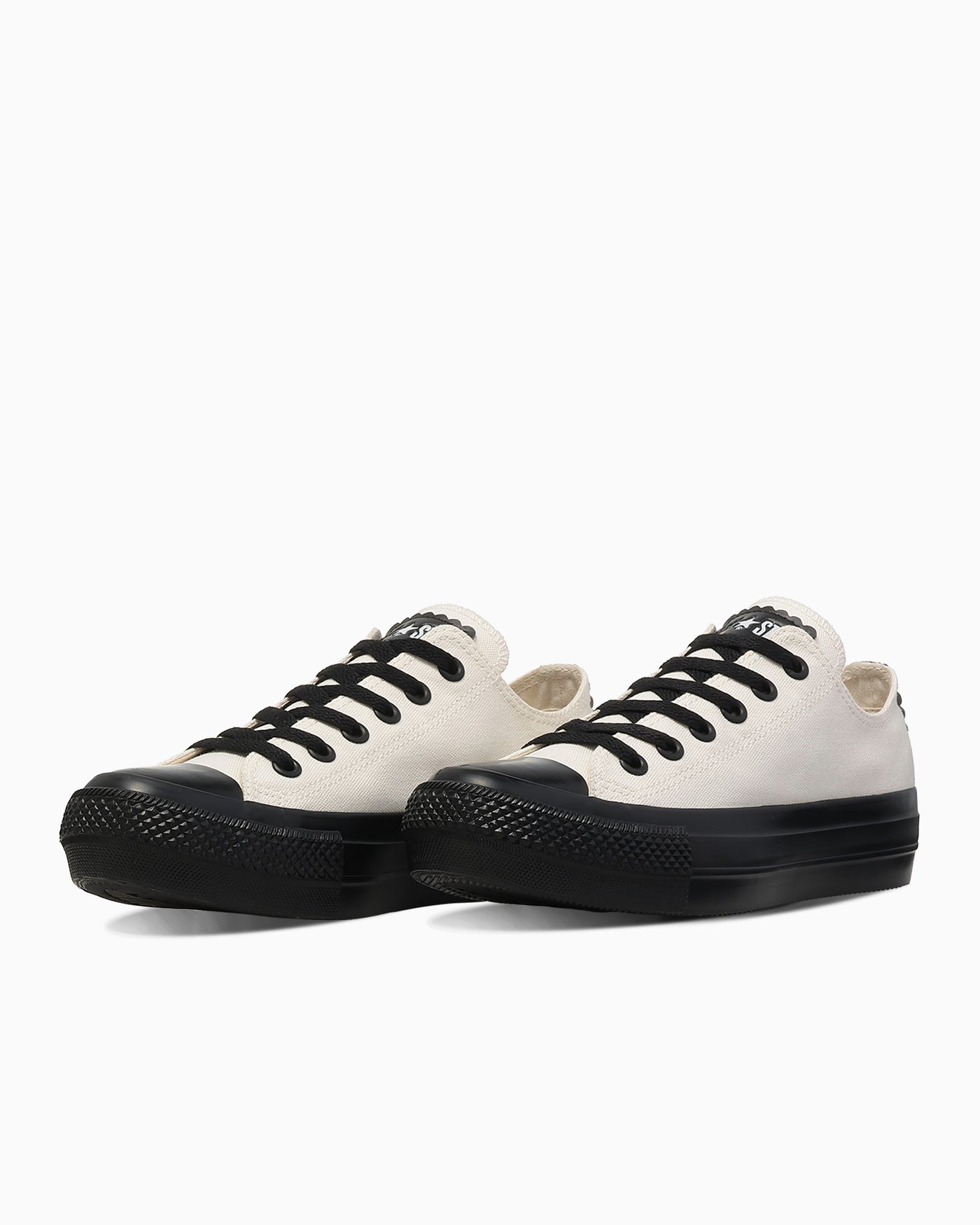 Order (Women) Converse All Star PLTS Flowercut OX White/Black 31318821