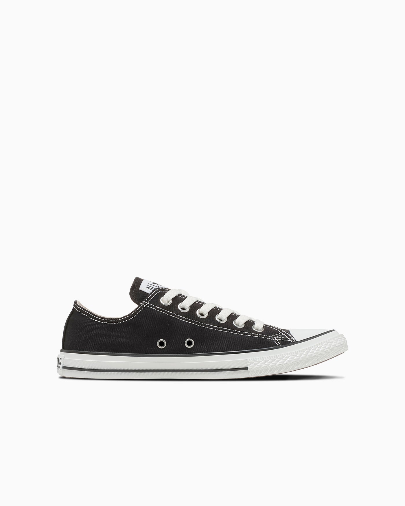 Shop (W) Converse 全明星尖頭低筒帆布鞋 黑色 31318401