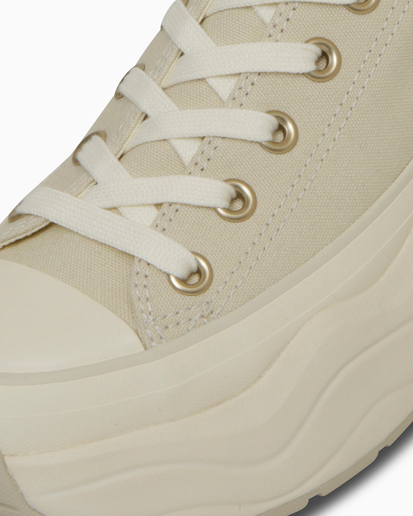 Details for (W) Converse All Star Surge Trainer NC OX Whisper White Putih Bisik 31314840