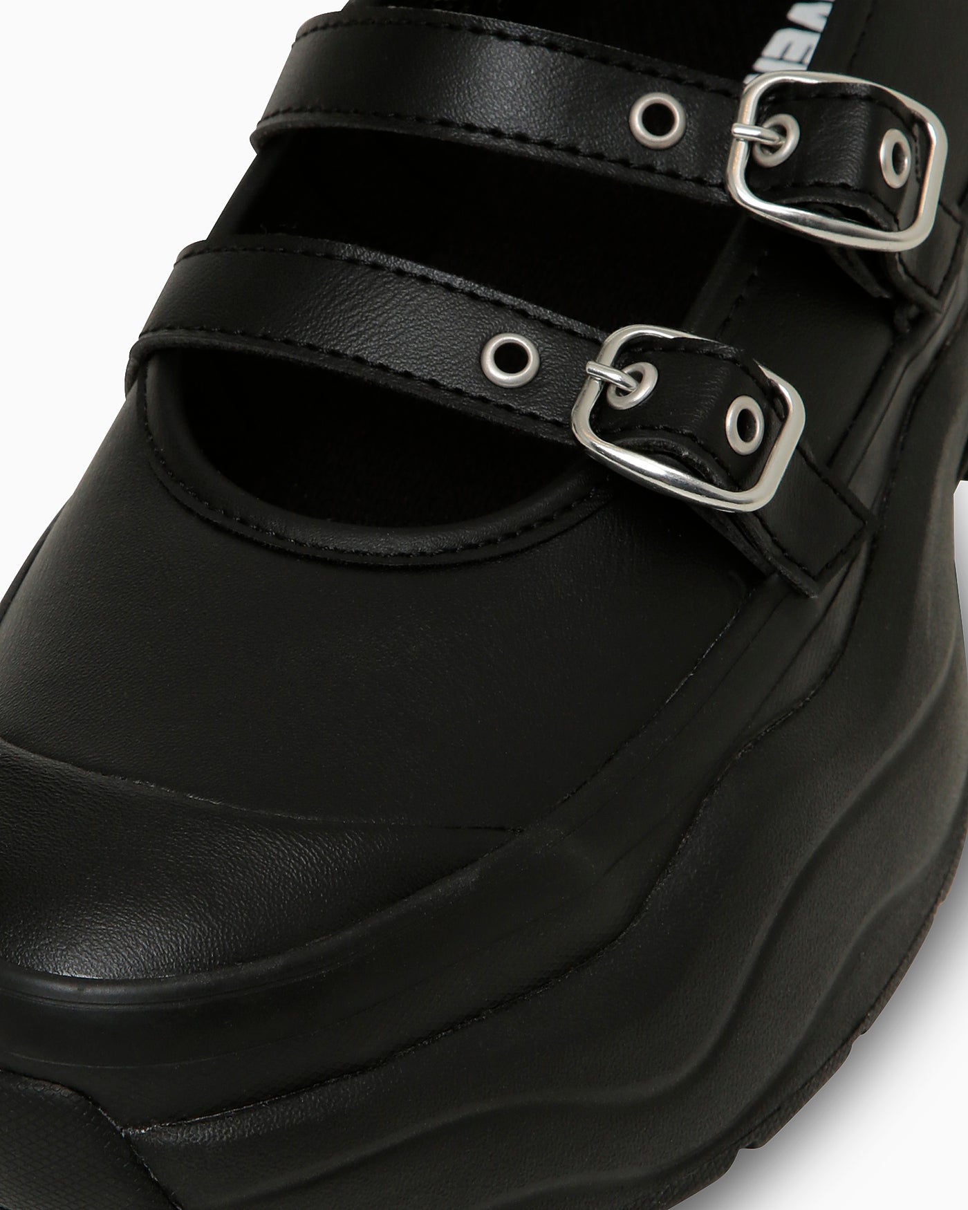 Details for (W) 컨버스 올스타 서지트레이너 MJ ST OX 스니커즈 실버/블랙 31315661