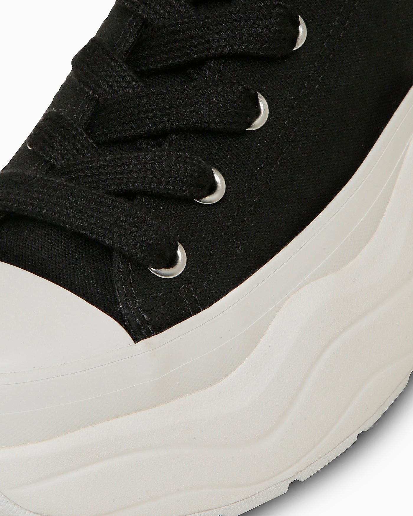 Details for (W) コンバース オールスター サージトレーナー OX スニーカー ホワイト/ホワイト 31315501