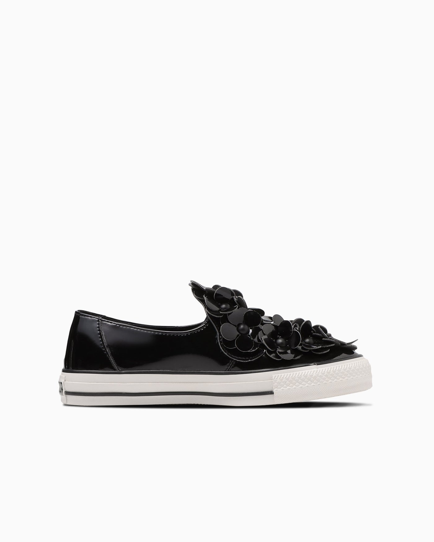 Order (W) Converse All Star Tokyo Bopper Slip-On Bunga Hitam Sneakers 31312710