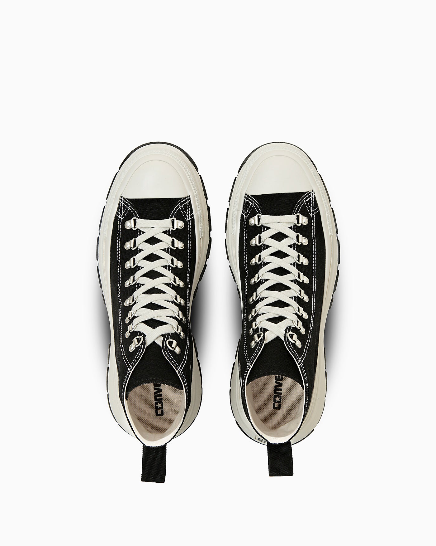 Lookbook (W) Converse All Star Trek Wave Hi Dr. Sneakers Hitam 31314800
