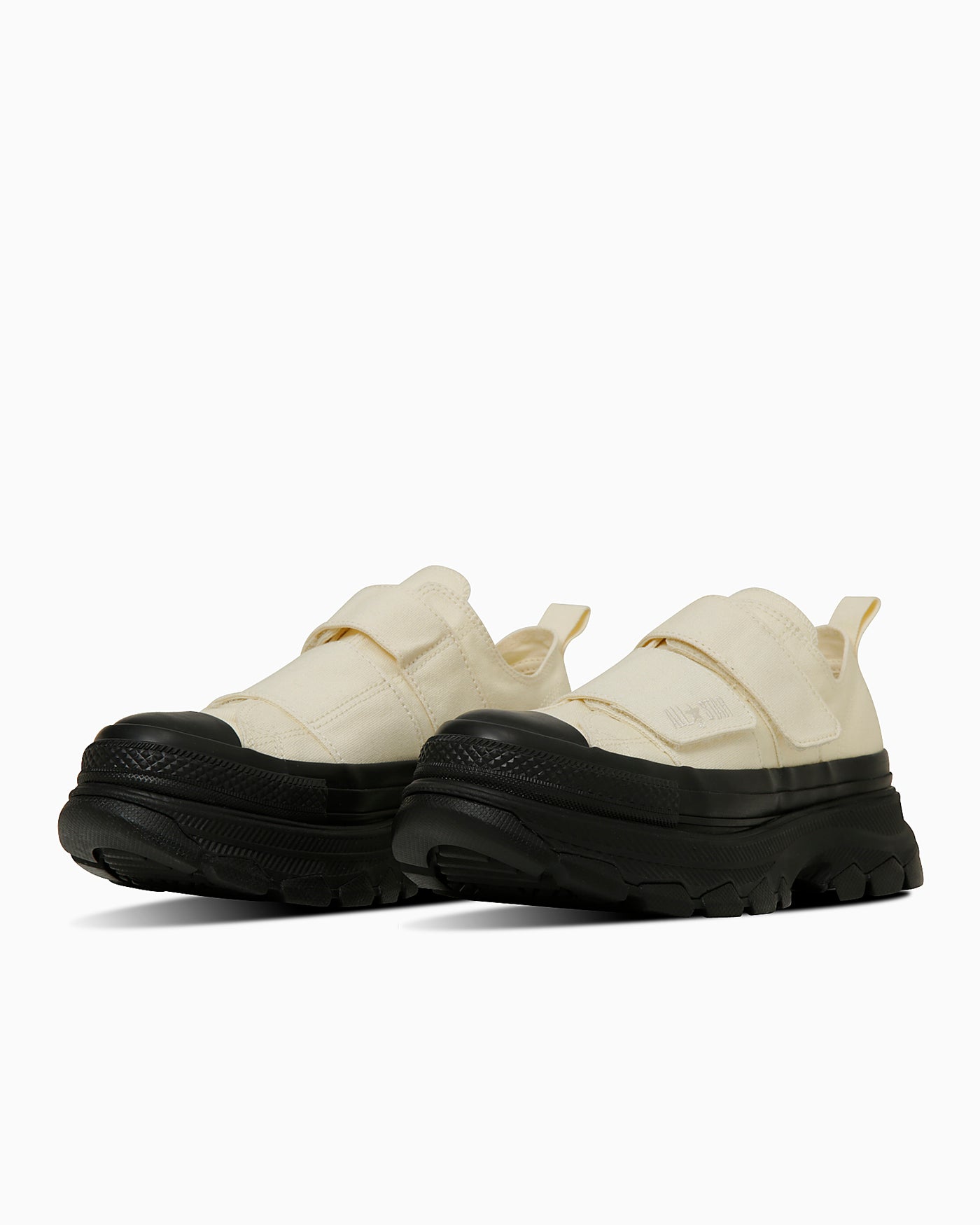 (Women) Converse All Star Trekwave V-2 Ox Sneakers Ecru/Black 31314860