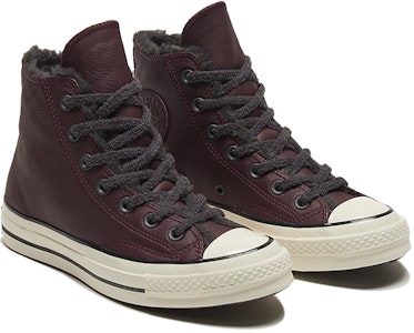 (W) Converse Chuck 70 High 'Cozy Club - Black Currant' Sepatu Tinggi Hitam Currant 569517C Lookbook (W) Converse Chuck 70 High 'Cozy Club - Black Currant' Sepatu Tinggi Hitam Currant 569517C