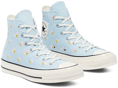 (W) 匡威Chuck 70高帮刺绣花卉印花-浅蓝色 570917C Lookbook (W) 匡威Chuck 70高帮刺绣花卉印花-浅蓝色 570917C