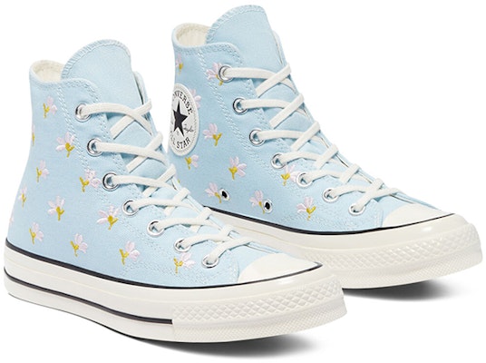 (W) Converse Chuck 70 High 'Sulaman Bunga - Biru Chambray' 570917C Lookbook (W) Converse Chuck 70 High 'Sulaman Bunga - Biru Chambray' 570917C