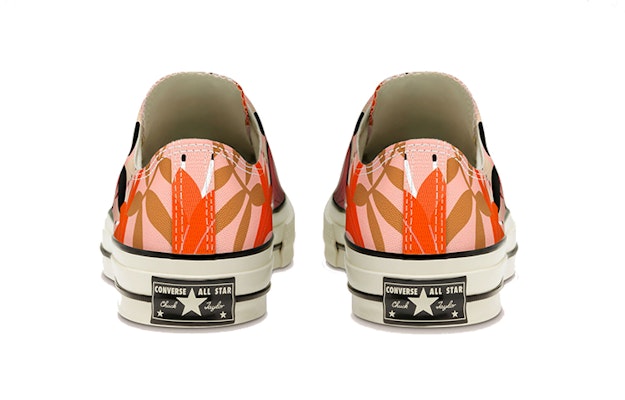 (W) Converse Chuck 70 Low 'Cetak Bunga' 568376C Shop (W) Converse Chuck 70 Low 'Cetak Bunga' 568376C