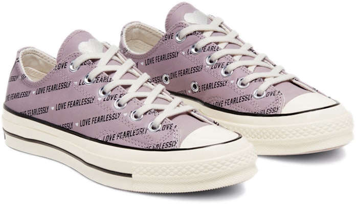 (W) Converse Chuck 70 Low 'Cinta Dengan Berani' 567154C Lookbook (W) Converse Chuck 70 Low 'Cinta Dengan Berani' 567154C