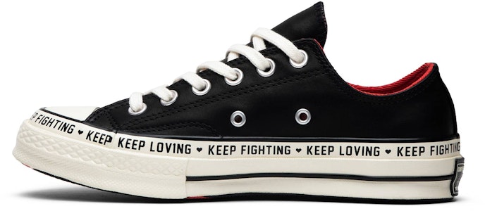 (W) Converse Chuck 70 Low 'Love Graphic - Hitam' 563473C Lookbook (W) Converse Chuck 70 Low 'Love Graphic - Hitam' 563473C