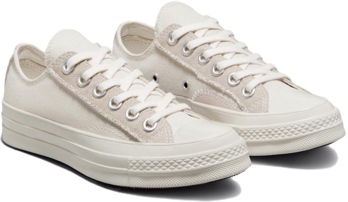 (W) Converse Chuck 70 Low 'Natural Ivory' Warna Gading Semula Jadi 572613C Lookbook (W) Converse Chuck 70 Low 'Natural Ivory' Warna Gading Semula Jadi 572613C