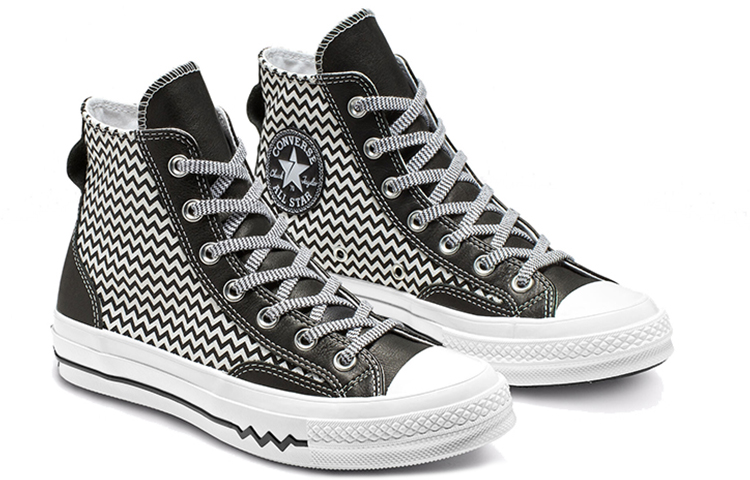 Shop (W) Converse Chuck 70 Mission-V Tinggi 'Hitam Putih' 564969C