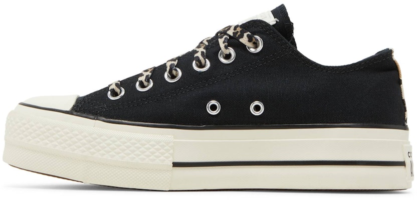 (W) Converse Chuck Taylor All Platform Low 'Hitam Harimau Bintang' 570773C Lookbook (W) Converse Chuck Taylor All Platform Low 'Hitam Harimau Bintang' 570773C