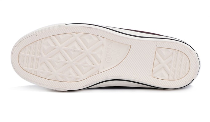 (W) Converse Chuck Taylor All Star 'Ungu Gelap' 569398C Purchase (W) Converse Chuck Taylor All Star 'Ungu Gelap' 569398C