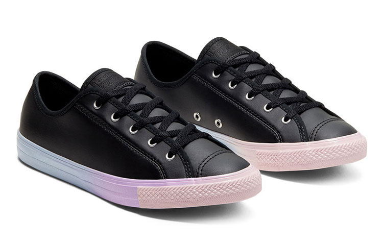Lookbook (W) Converse Intergalactic Fade Chuck Taylor All Star Dainty Gradient 'Hitam' 566229C