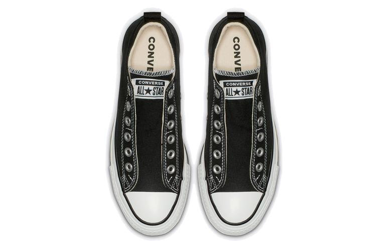 Lookbook (W) 컨버스 척테일러 로우 블랙화이트 (Keonbeoseu Cheokteileo Rou Beullaekhwaiteu) 563456F