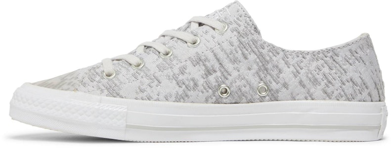 (W) Converse Chuck Taylor All Star Gemma Low 'Mouse Dolphin' Wanita Pria Indonesia 553451C Lookbook (W) Converse Chuck Taylor All Star Gemma Low 'Mouse Dolphin' Wanita Pria Indonesia 553451C