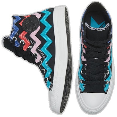 (W) Converse Chuck Taylor All Star 'Negro' 567167C Lookbook (W) Converse Chuck Taylor All Star 'Negro' 567167C