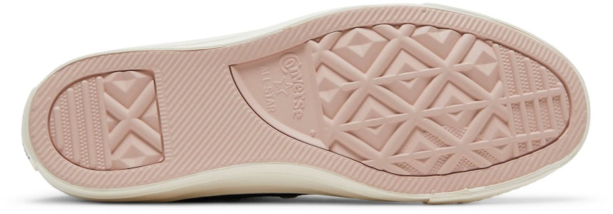 (W) Converse Chuck Taylor All Star High 'Bordir Bunga - Hitam' A01585C Shop (W) Converse Chuck Taylor All Star High 'Bordir Bunga - Hitam' A01585C