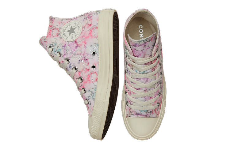 Shop （女款）Converse Chuck Taylor All Star 高筒運動鞋 '紮染 - 粉紅' A02034C