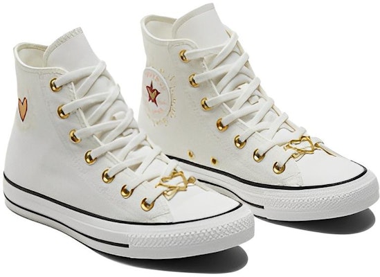 (W) Converse Chuck Taylor All Star 高筒 '情人節2023 - 復古白' A05139C Lookbook (W) Converse Chuck Taylor All Star 高筒 '情人節2023 - 復古白' A05139C