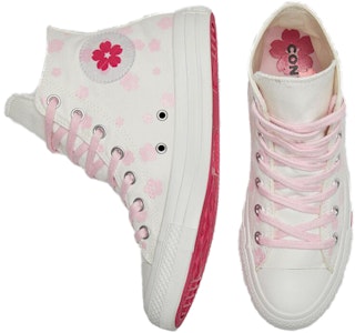 (W) Converse Chuck Taylor All Star San Valentín 'Blanco' 567100C Lookbook (W) Converse Chuck Taylor All Star San Valentín 'Blanco' 567100C