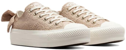 (W) Converse Chuck Taylor All Star Lift Low 'Bow' Wanita A10246C Lookbook (W) Converse Chuck Taylor All Star Lift Low 'Bow' Wanita A10246C