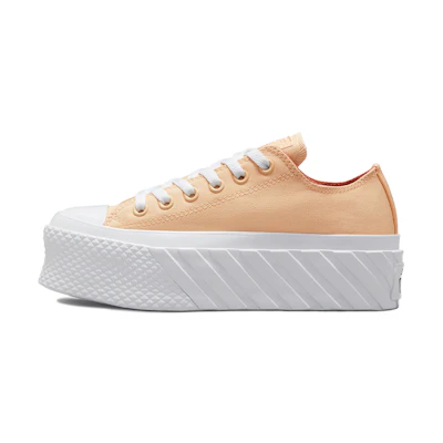 (W) Converse Chuck Taylor All Star Sneakers Orange