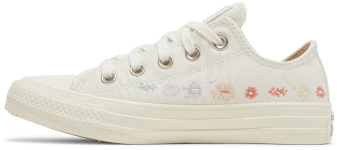(W) Converse Chuck Taylor All Star 低筒『刺繡花卉 - 尼鷺白』 A01595C Lookbook (W) Converse Chuck Taylor All Star 低筒『刺繡花卉 - 尼鷺白』 A01595C