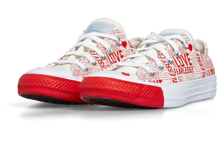 Lookbook (W) 컨버스 척테일러 레드 로우탑, 사랑을 두려워 말고 (53 characters) 567311C